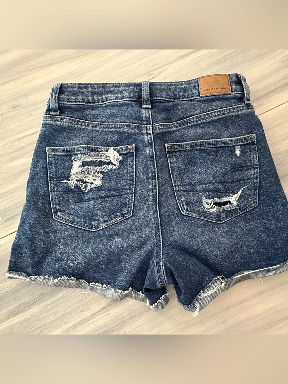 American Eagle Denim Shorts Stretch Distressed Size 4